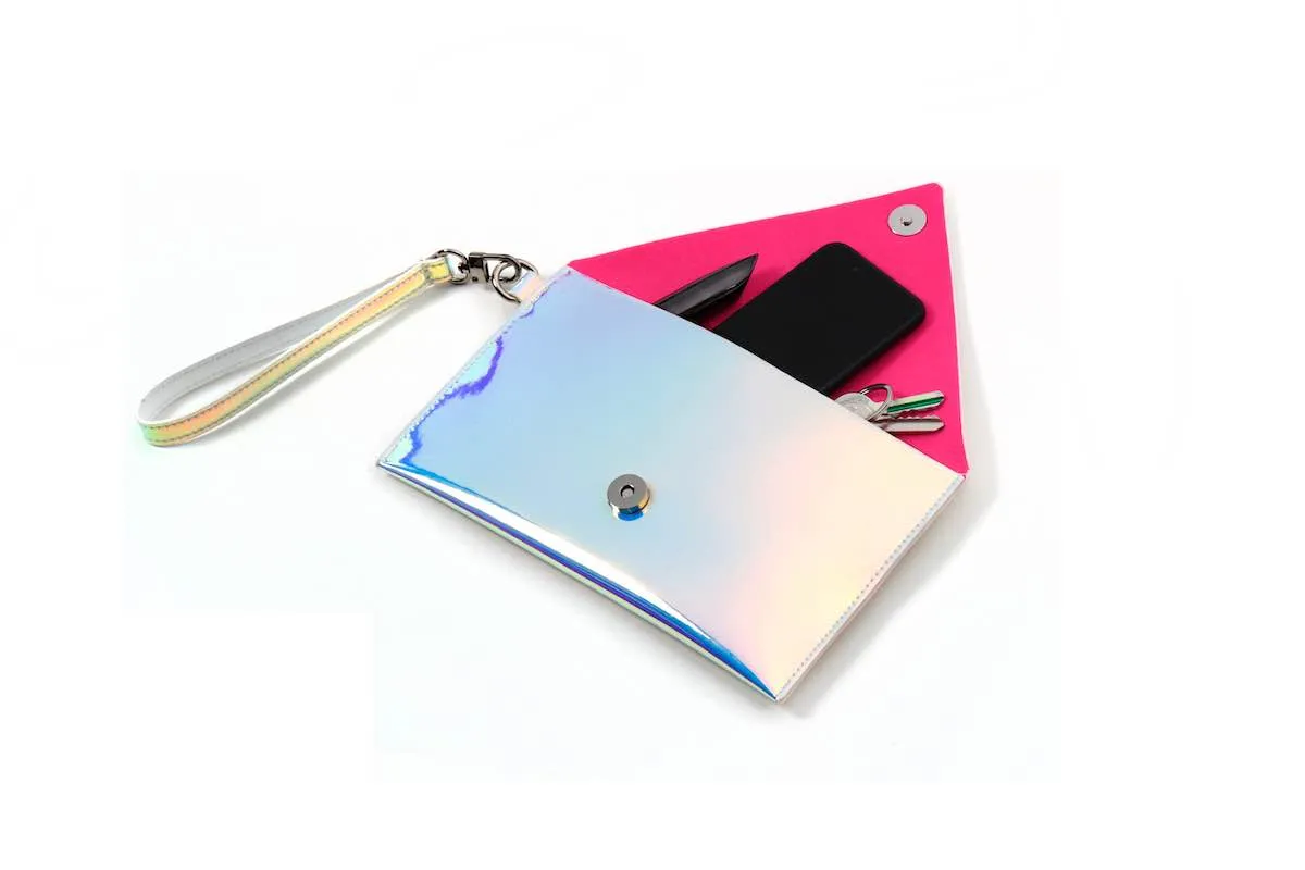 be muse pouch drag