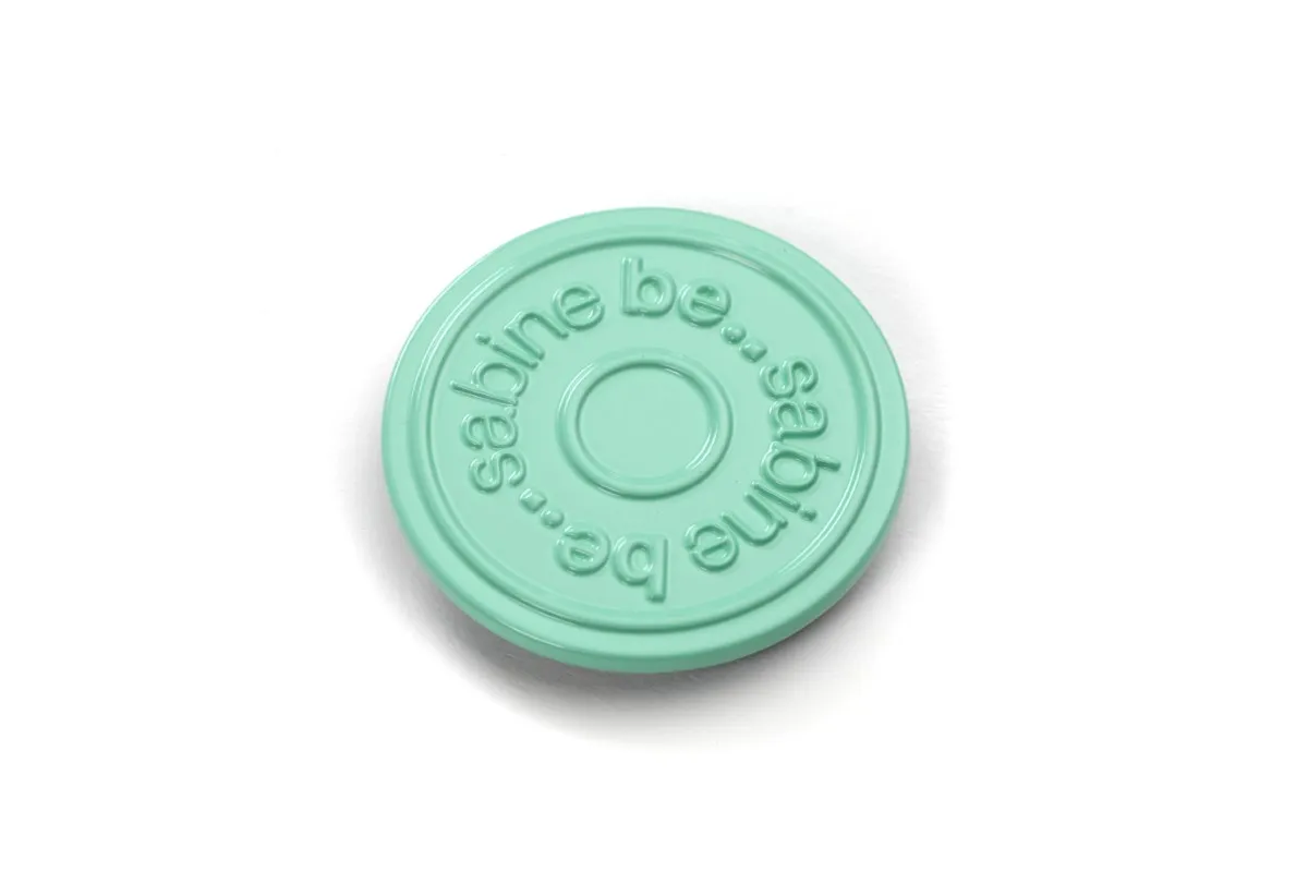 be sneackers jewellery