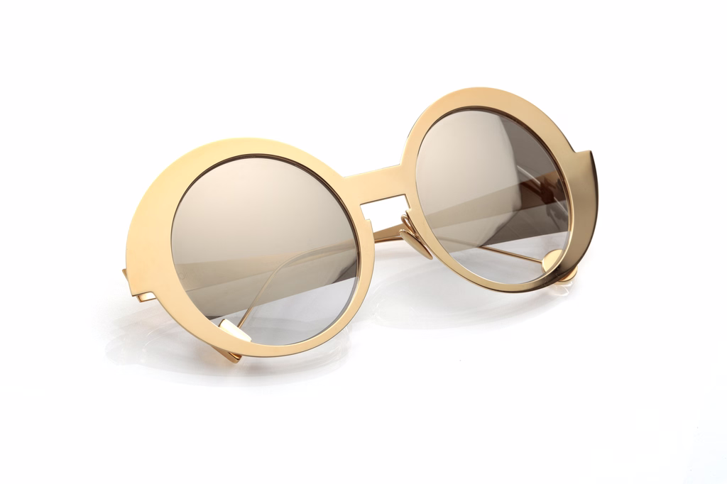 be val de loire love gold sun